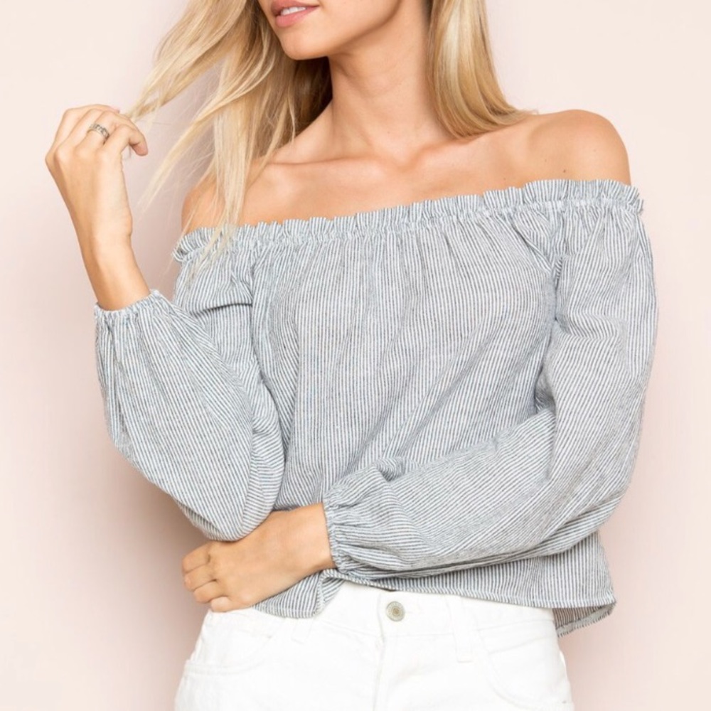 SOLD NWOT Theia Top